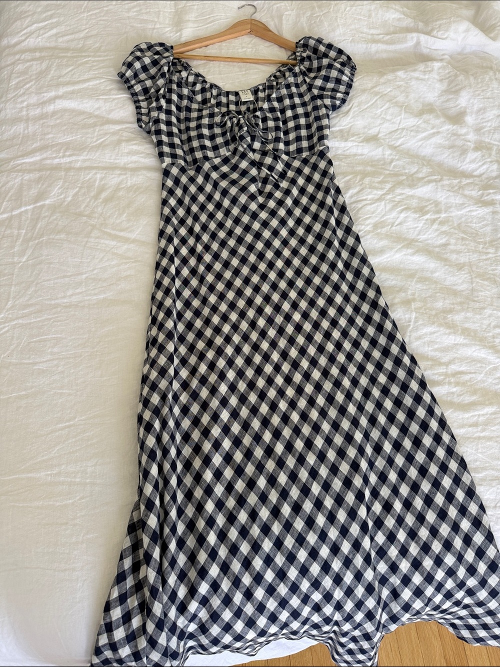 Gap x Doen Gingham dress (white & navy) size M (NWT) - Picture 3 of 6